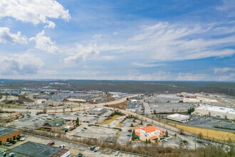 6100 Robinson Center Dr, Pittsburgh, PA - Vue aérienne  vue de carte