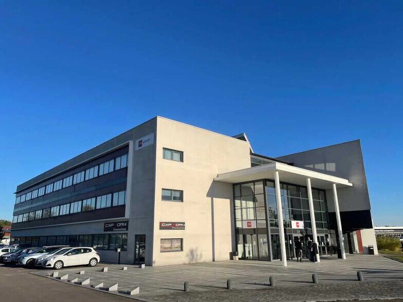 Bureau dans Isneauville à louer - Photo de l’immeuble – Image 2 sur 14