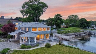 Plus de détails pour 109-113 Shore Rd, Southwest Harbor, ME - Industriel/Logistique à vendre