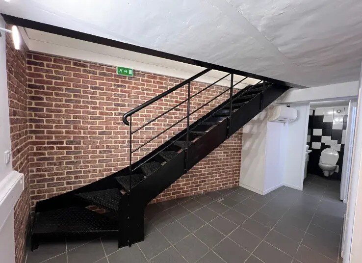 Local commercial dans Paris à louer - Photo intérieure – Image 3 sur 6