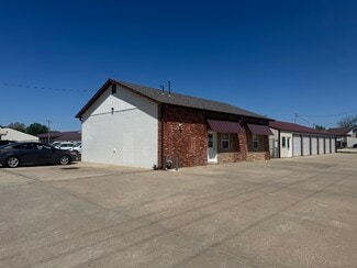 Plus de détails pour 405 N Union St, Council Grove, KS - Bureau à louer