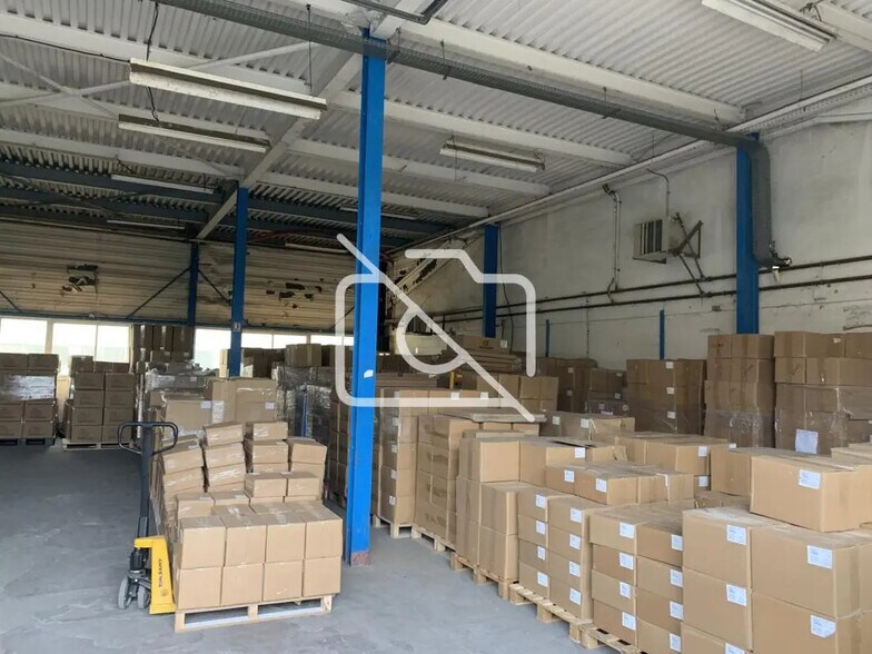 Industriel/Logistique dans Brétigny-sur-Orge à vendre - Photo de l’immeuble – Image 3 sur 16