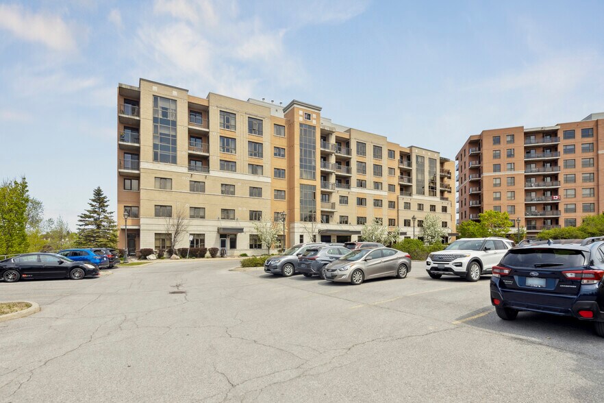 626-636 Prado Pvt, Nepean, ON à vendre - Photo de l’immeuble – Image 2 sur 5