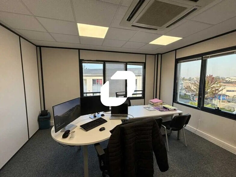 Bureau dans Limas à louer - Photo de l’immeuble – Image 3 sur 14