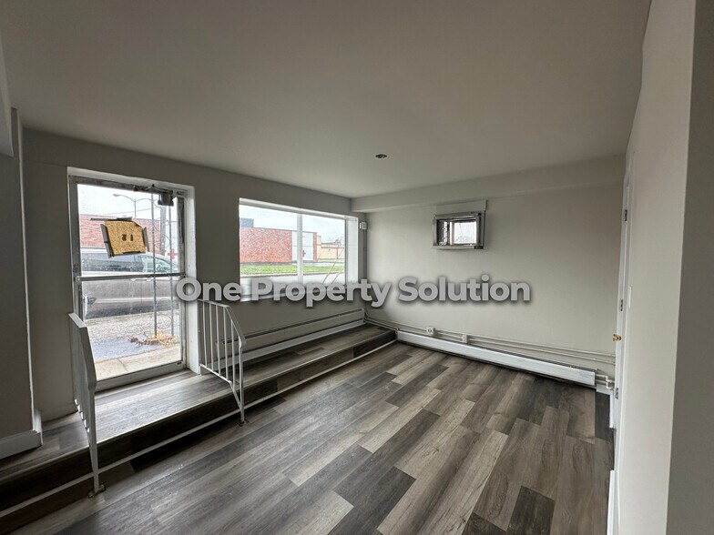 5284 Broadway, Merrillville, IN à louer - Photo intérieure – Image 2 sur 10