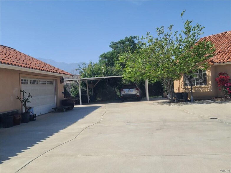 8410 Mulberry Ave, Fontana, CA à vendre - Photo de l’immeuble – Image 2 sur 8