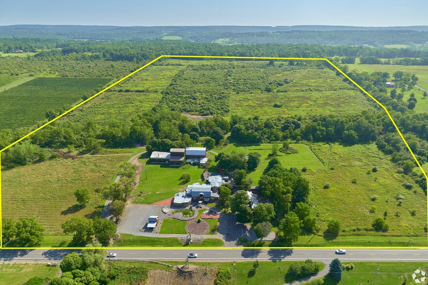 4966 New York 414, Burdett, NY à vendre - Photo principale – Image 1 sur 3