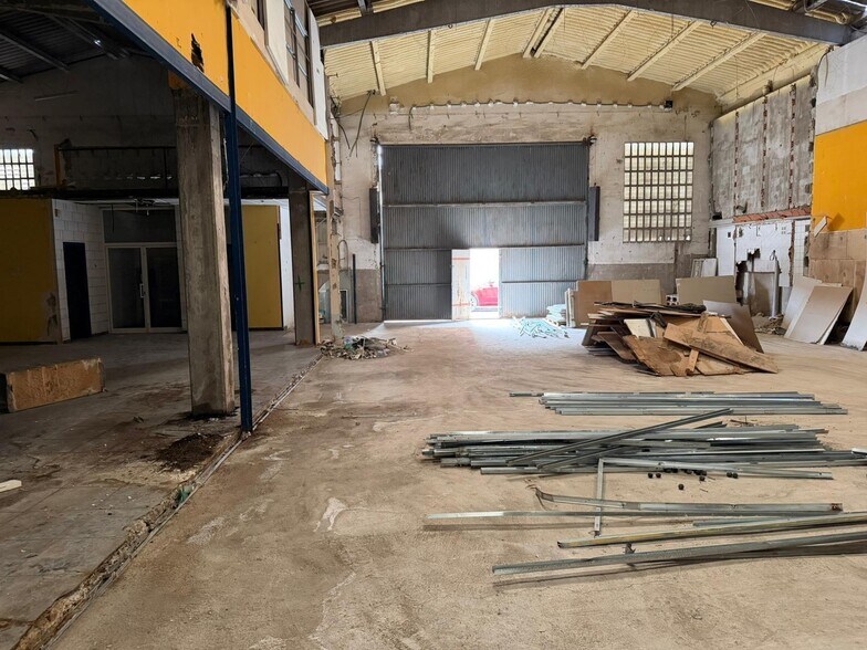 Industriel/Logistique dans Igualada, Barcelona à vendre - Photo de l’immeuble – Image 3 sur 10
