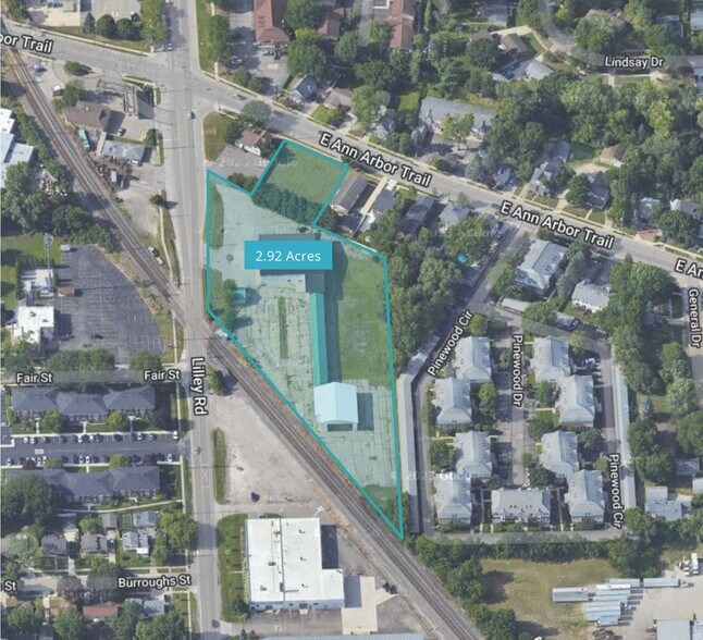 639 S Mill St, Plymouth, MI à vendre - Photo de l’immeuble – Image 3 sur 3