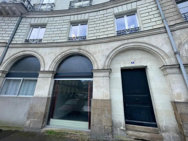 Plus de détails pour 4 Place Du Sanitat, Nantes - Bureau à louer