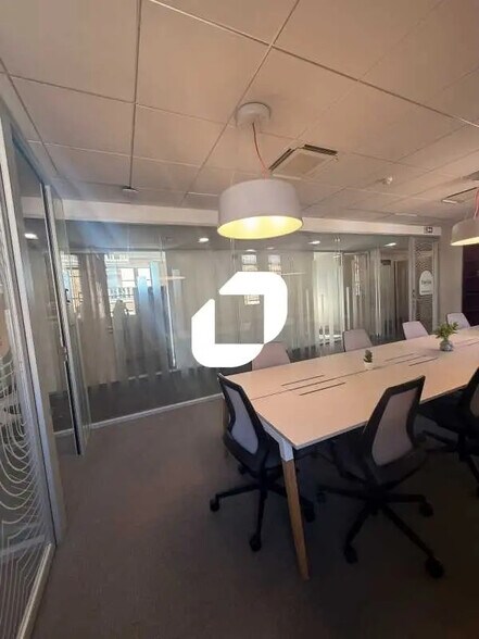 Bureau dans Paris à louer - Photo de l’immeuble – Image 2 sur 7
