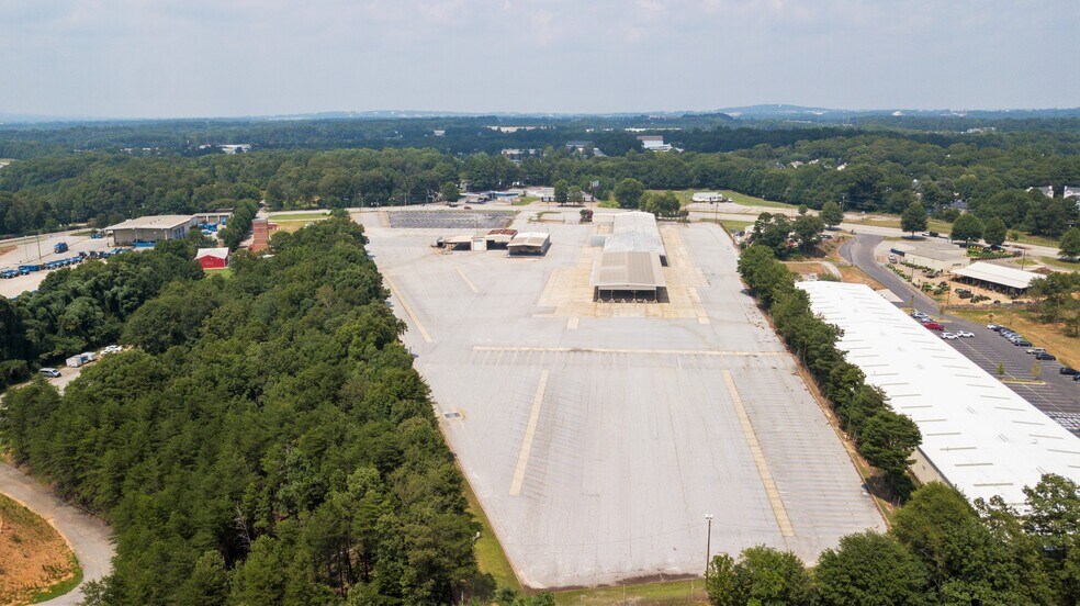 710 Mauldin Rd, Greenville, SC à louer - Photo de l’immeuble – Image 2 sur 5