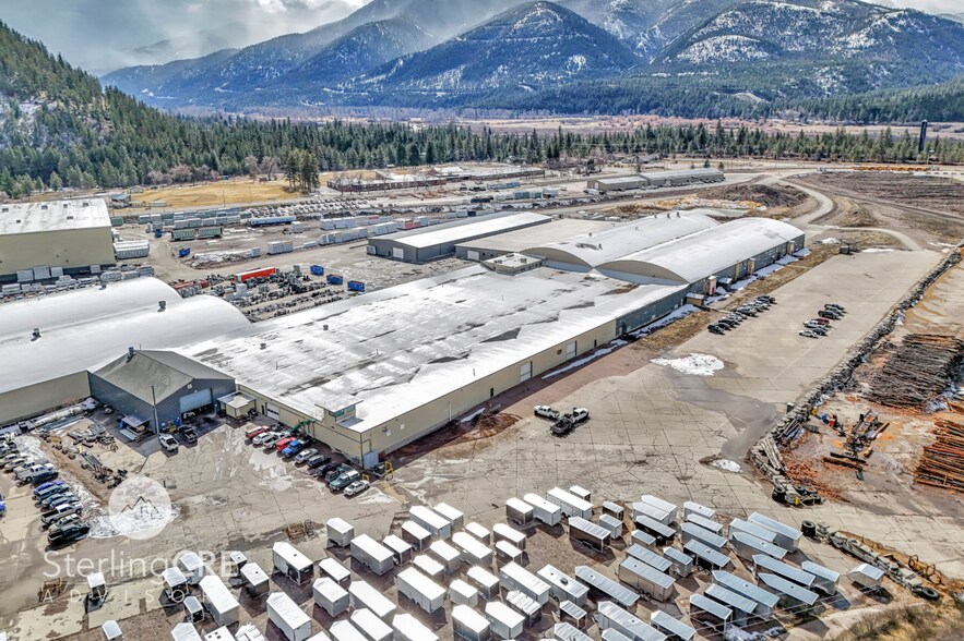 8973 Bonner Mill Rd, Bonner, MT à louer - Photo de l’immeuble – Image 3 sur 12