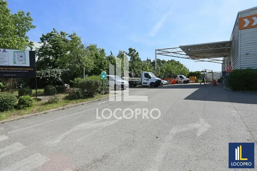 Bureau dans Aix-en-Provence à louer - Photo de l’immeuble – Image 3 sur 32