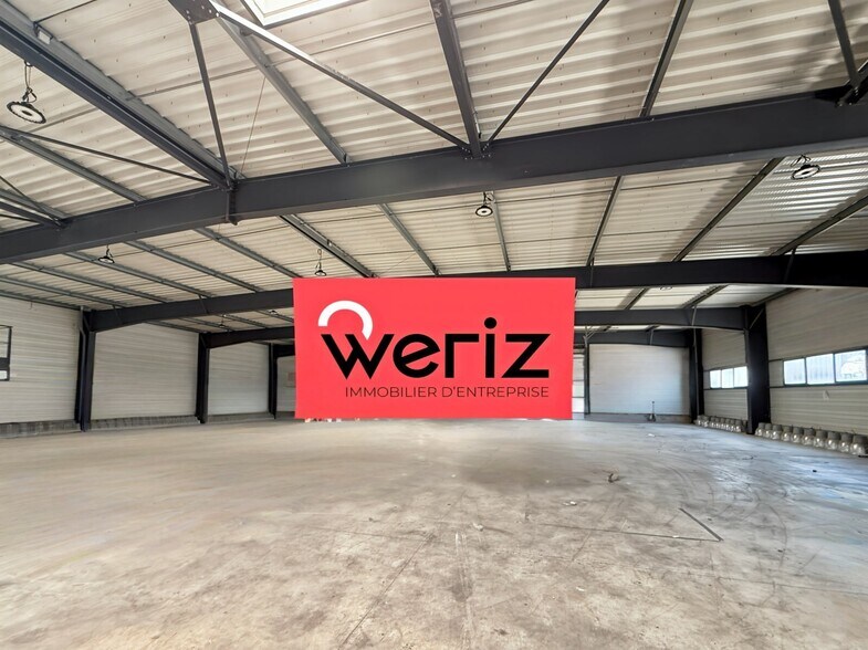 Industriel/Logistique dans Martigues à louer - Photo de l’immeuble – Image 2 sur 6