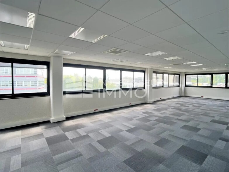 Bureau dans Antony à louer - Photo intérieure – Image 3 sur 9