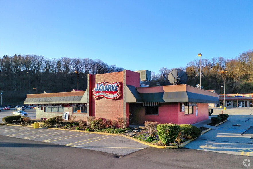 9805 McKnight Rd, Pittsburgh, PA à louer - Photo principale – Image 3 sur 5