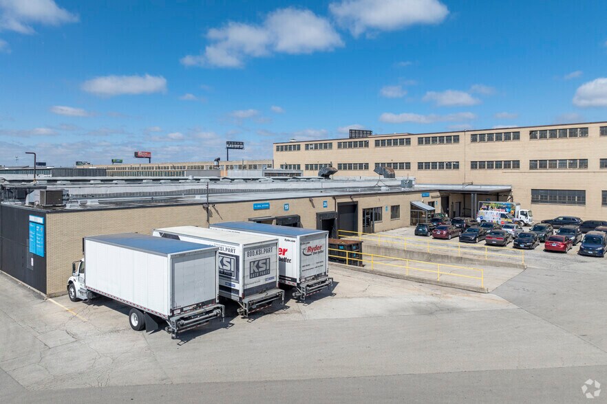 Sungate Industrial Park, Chicago, IL à louer - Photo principale – Image 1 sur 9