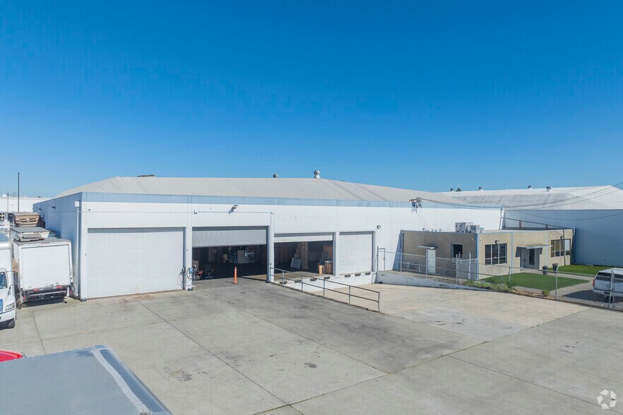 2015 W 140th Ave, San Leandro, CA à vendre - Photo de l’immeuble – Image 3 sur 19
