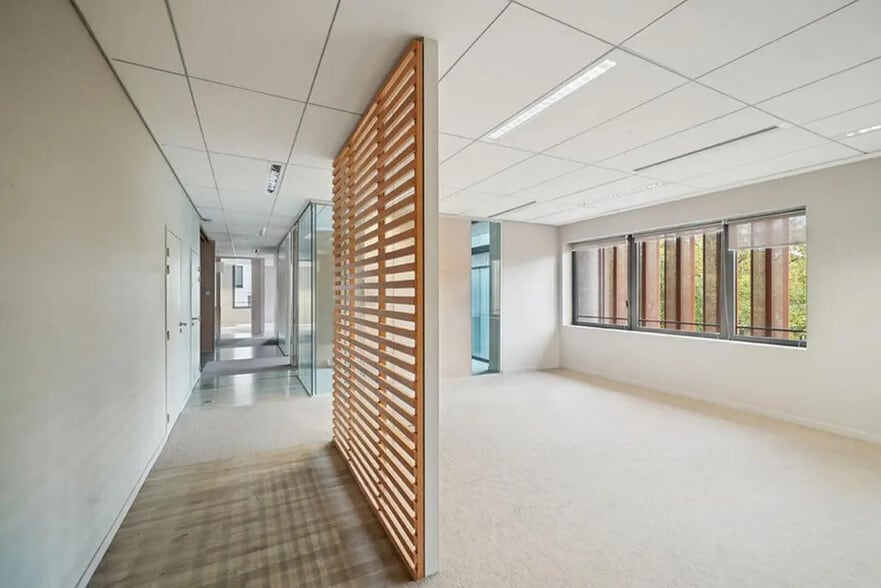 Bureau dans Lyon à louer - Photo de l’immeuble – Image 1 sur 16