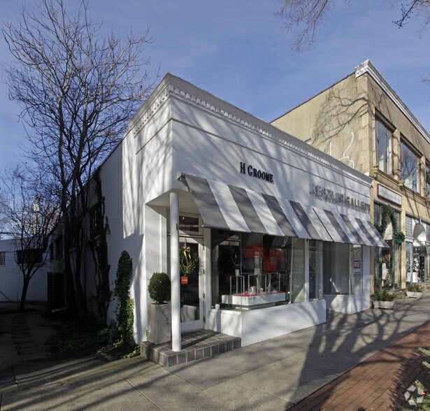 9 S Main St, Southampton, NY à louer - Photo de l’immeuble – Image 2 sur 3