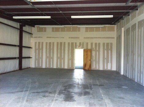 104 Airport Industrial Dr, Clayton, NC à vendre - Photo de l’immeuble – Image 2 sur 5