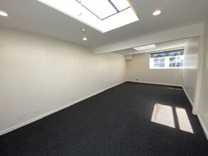 612-618 Lighthouse Ave, Pacific Grove, CA à louer Photo intérieure– Image 2 sur 7