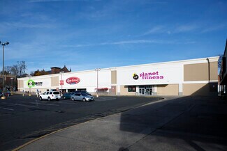 Plus de détails pour 90-200 E Main St, New Britain, CT - Local commercial à louer