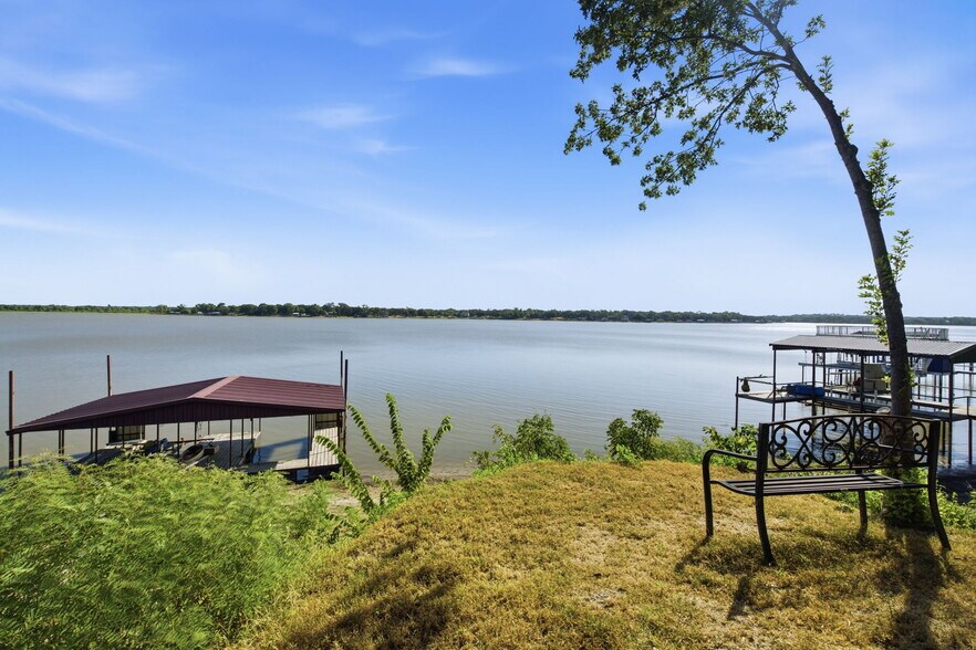 7170 Briar Rd, Azle, TX à vendre - Photo de l’immeuble – Image 3 sur 20