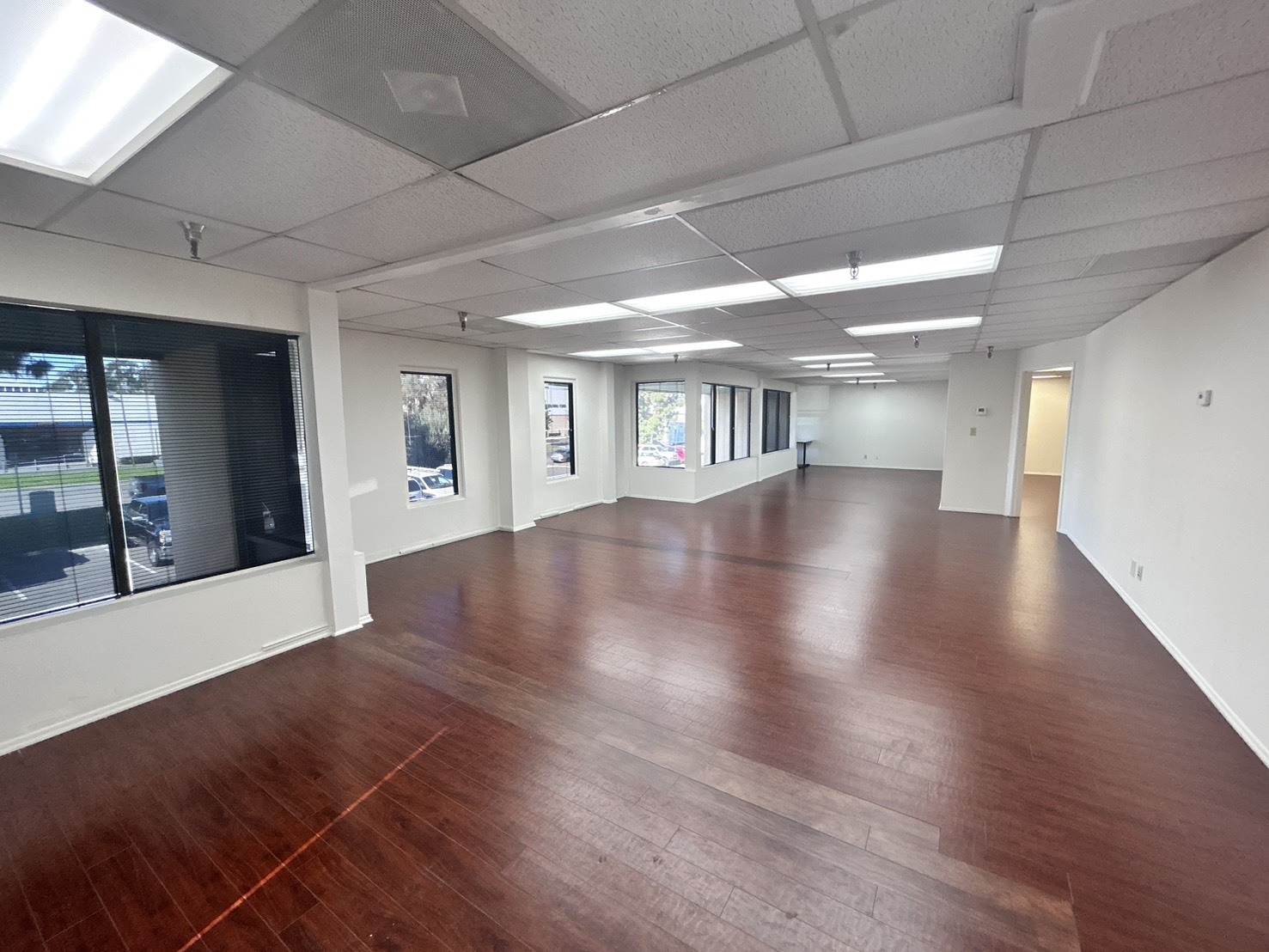 6481 Orangethorpe Ave, Buena Park, CA à louer Photo intérieure– Image 1 sur 11