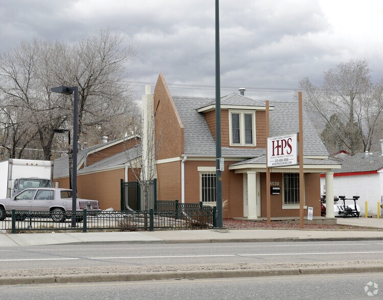 4520 S Broadway, Englewood, CO à louer - Photo de l’immeuble – Image 3 sur 20