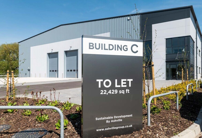 Building C, Commerce Rd, Gloucester à louer - Photo de l’immeuble – Image 3 sur 15