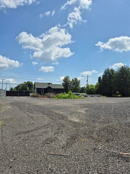 2775 Carp Rd, Ottawa, ON à louer - Photo de l’immeuble – Image 3 sur 3