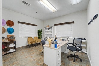 1633 Starr Dr, Yuba City, CA à louer Photo intérieure– Image 2 sur 7