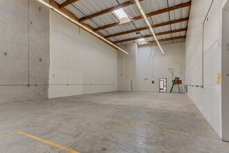 871 Cotting Ct, Vacaville, CA à louer Photo intérieure– Image 2 sur 18