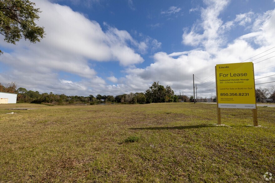 211-215 Old Daytona Rd, Deland, FL à vendre - Photo principale – Image 1 sur 1