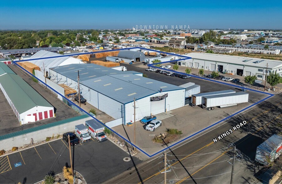 131 N Kings Rd, Nampa, ID à louer - Photo de l’immeuble – Image 2 sur 4