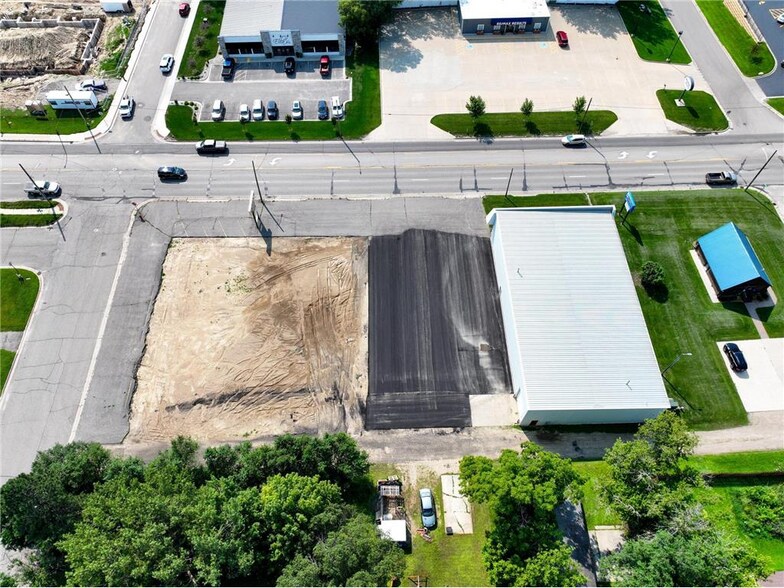 206 N Nokomis St, Alexandria, MN à vendre - Photo de l’immeuble – Image 2 sur 4