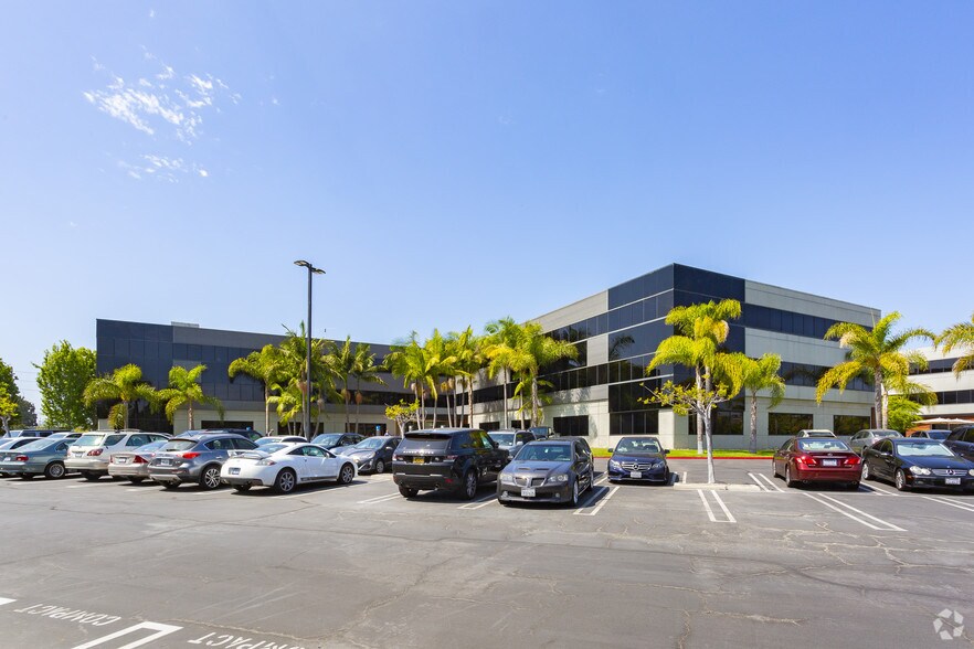 4553 Glencoe Ave, Marina del Rey, CA à louer - Photo de l’immeuble – Image 1 sur 18