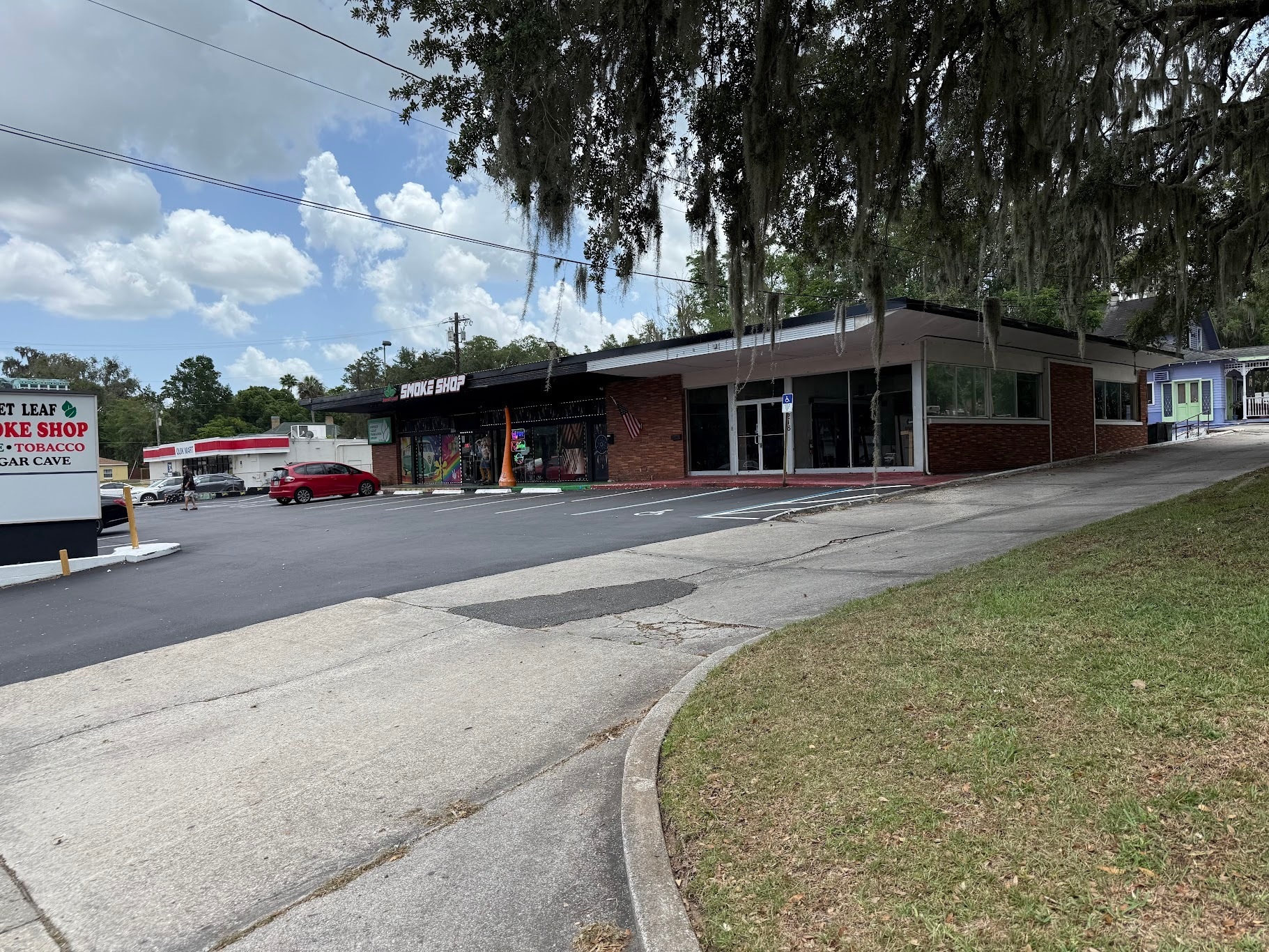 1216 E Silver Springs Blvd, Ocala, FL à louer Photo de l’immeuble– Image 1 sur 7
