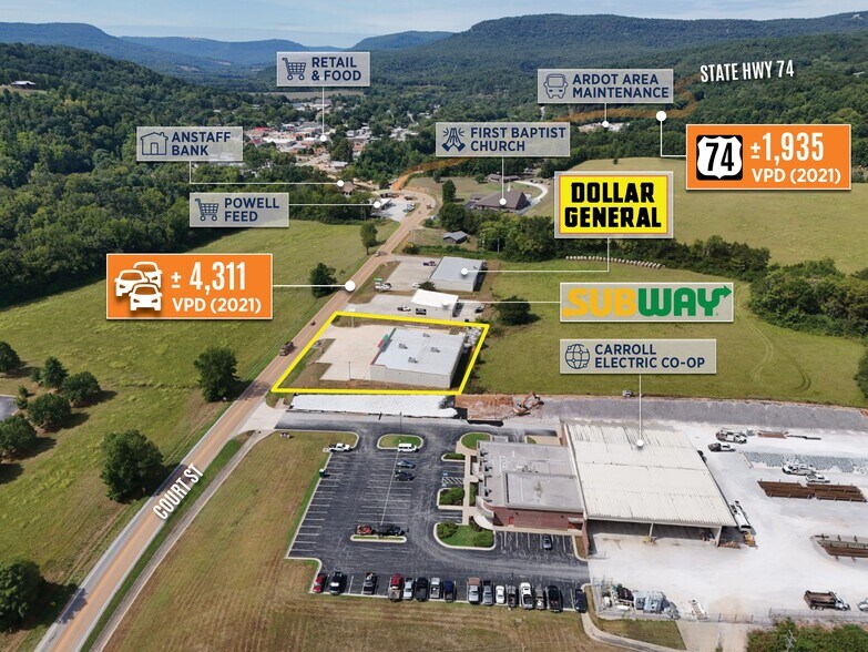 449 W Court St, Jasper, AR à vendre - Photo de l’immeuble – Image 1 sur 9