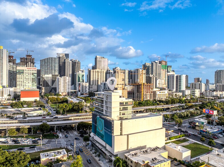 420 SW 7th St, Miami, FL à louer - Aérien – Image 2 sur 30
