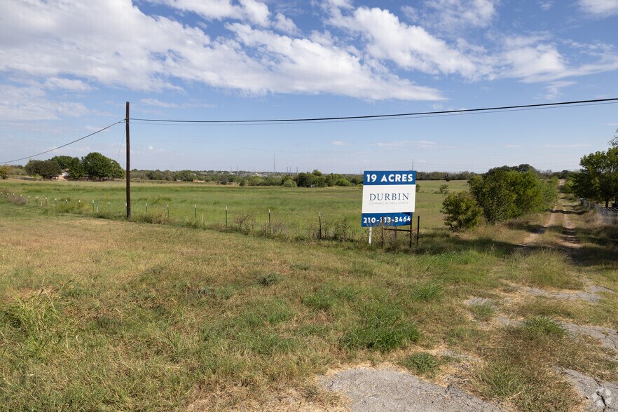 Fm 1103, Cibolo, TX à vendre - Photo principale – Image 1 sur 2
