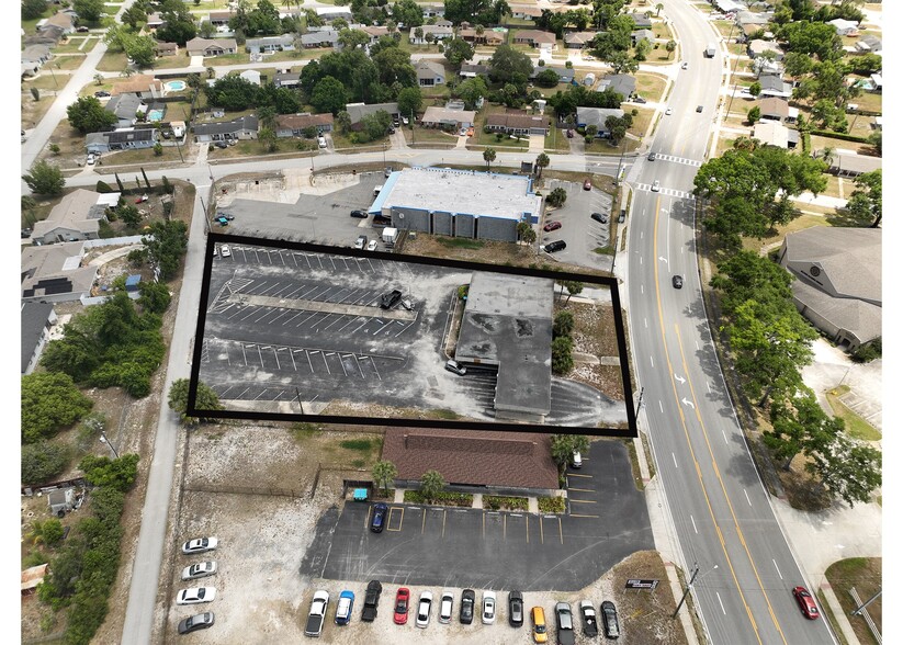 940 Deltona Blvd, Deltona, FL à vendre - Photo de l’immeuble – Image 2 sur 25