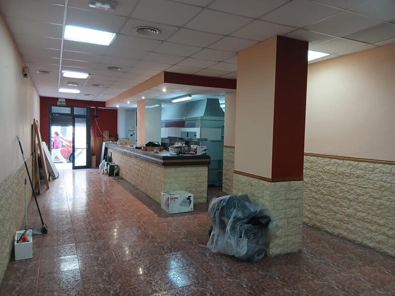 Immeuble residentiel dans Sagunto, Valencia à vendre - Photo intérieure – Image 3 sur 4