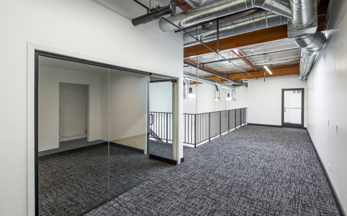 3475 Edison Way, Menlo Park, CA à louer Photo de l’immeuble– Image 1 sur 4