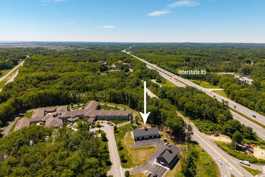 300 Exeter Rd, Hampton, NH à louer - Photo de l’immeuble – Image 3 sur 18