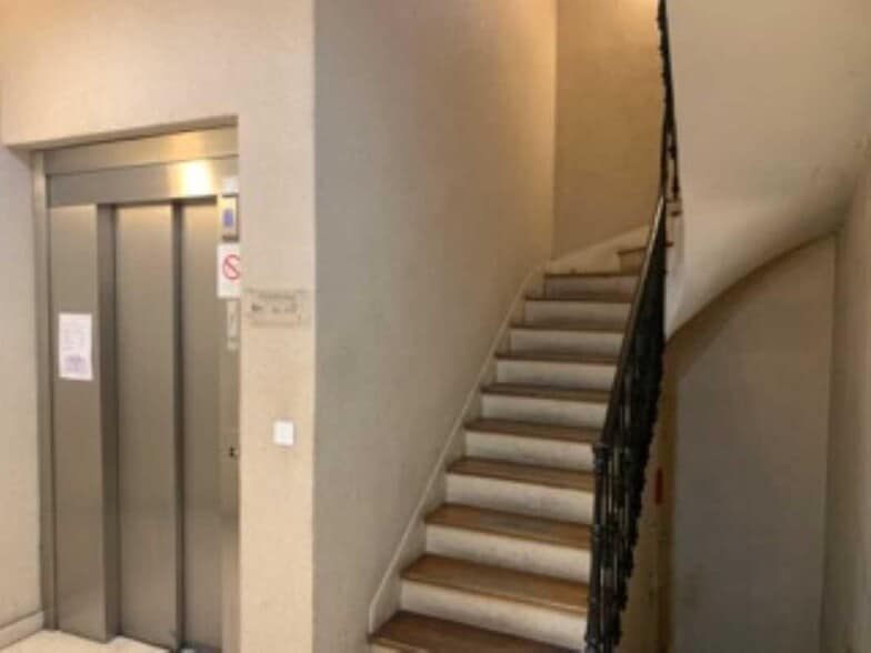 Bureau dans Bordeaux à louer - Photo de l’immeuble – Image 3 sur 4