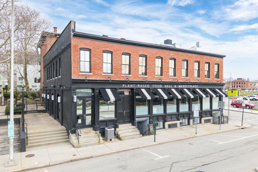 334 S Water St, Providence, RI à vendre - Photo principale – Image 1 sur 19