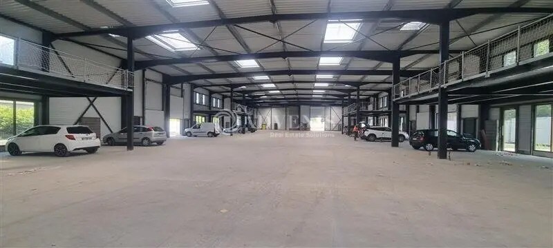 Industriel/Logistique dans Seclin à louer - Photo de l’immeuble – Image 3 sur 10